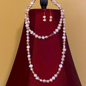 NWOT FRESHWATER PEARL SET
